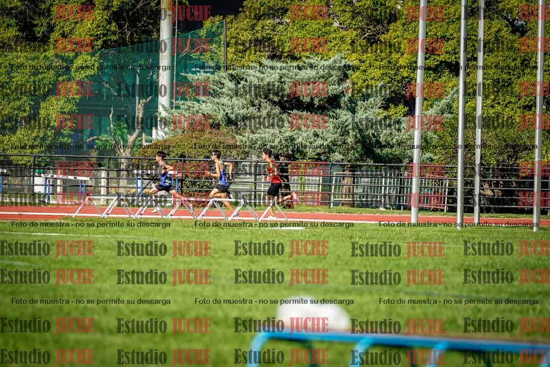 Fotos de los 600 m llanos de varones