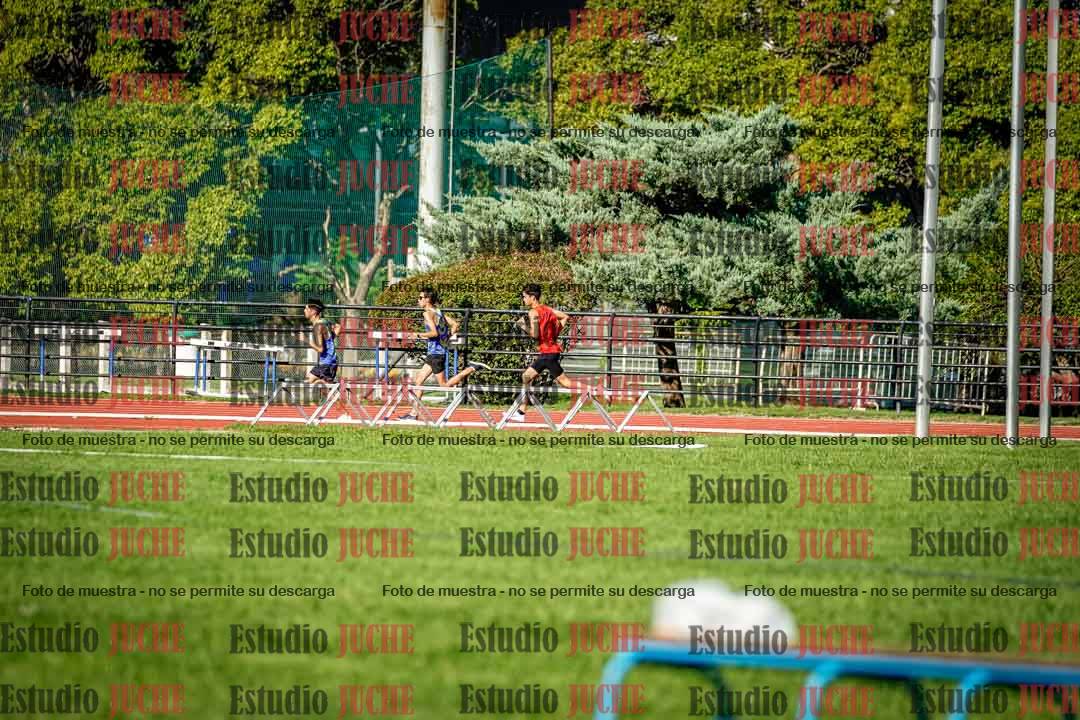 Fotos de los 600 m llanos de varones