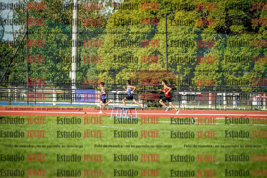 Fotos de los 600 m llanos de varones