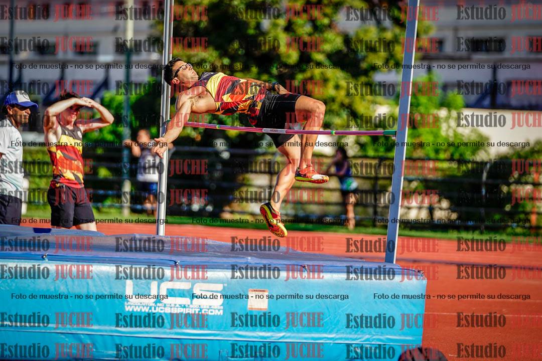 Fotos del salto en alto de varones