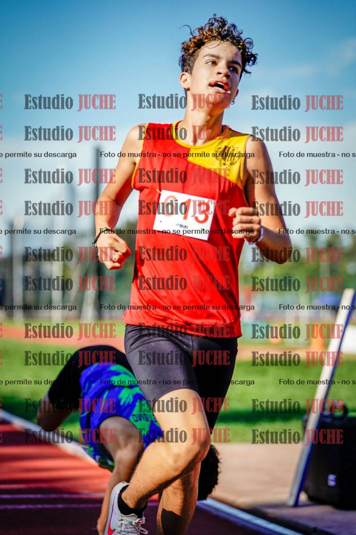 Fotos de los 600 m llanos de varones