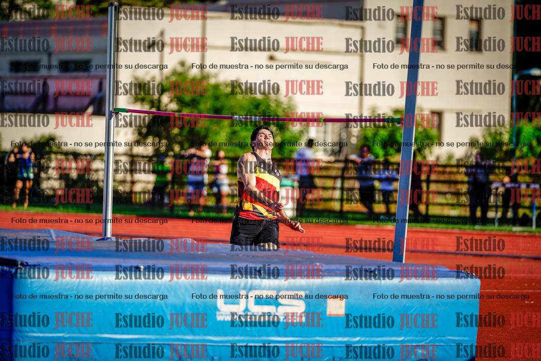 Fotos del salto en alto de varones
