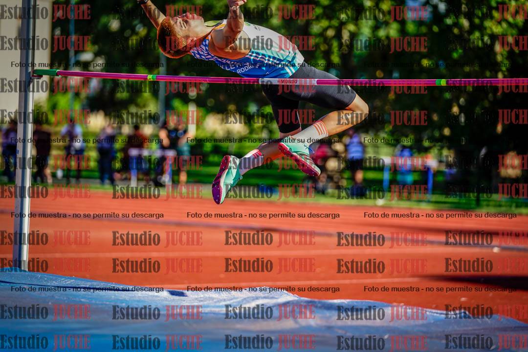 Fotos del salto en alto de varones