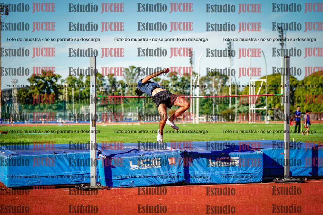 Fotos del salto en alto de varones