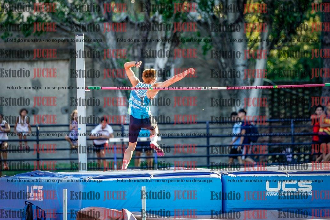 Fotos del salto en alto de varones