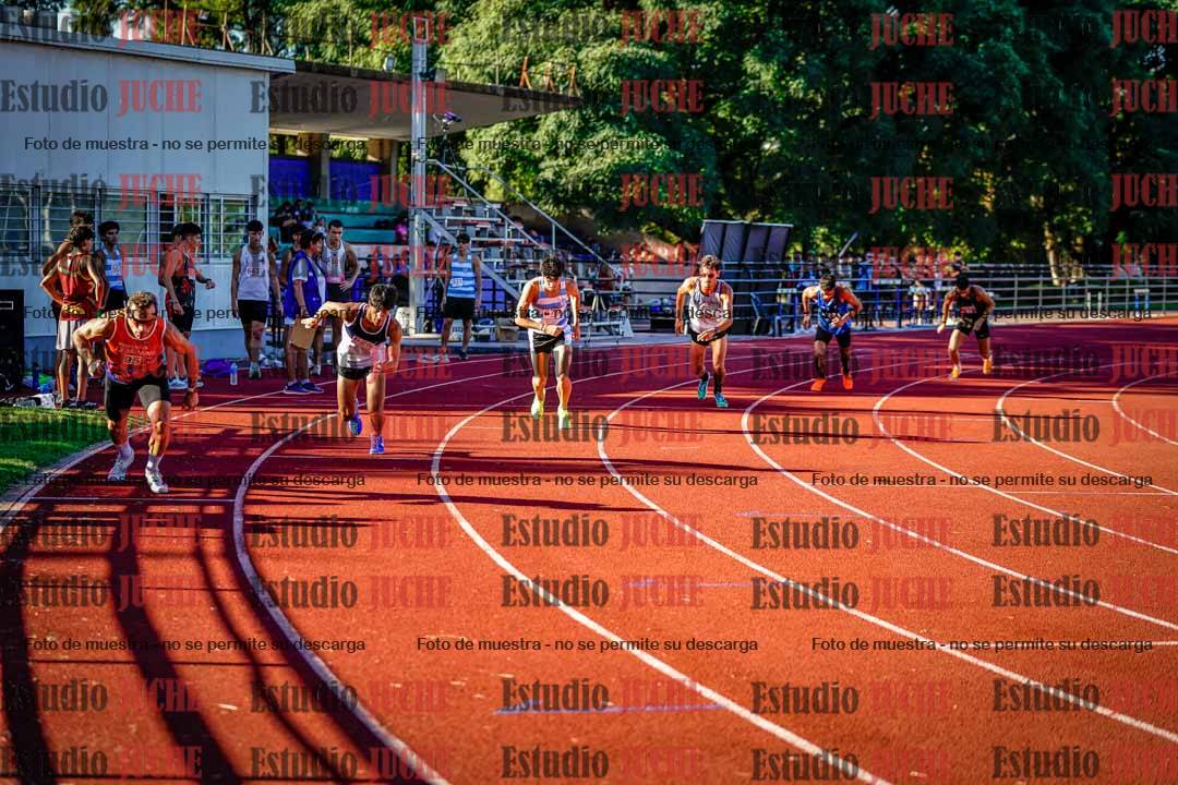 Fotos de los 800 m llanos de varones