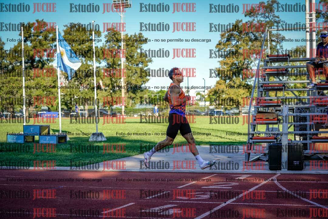 Fotos de los 800 m llanos de varones