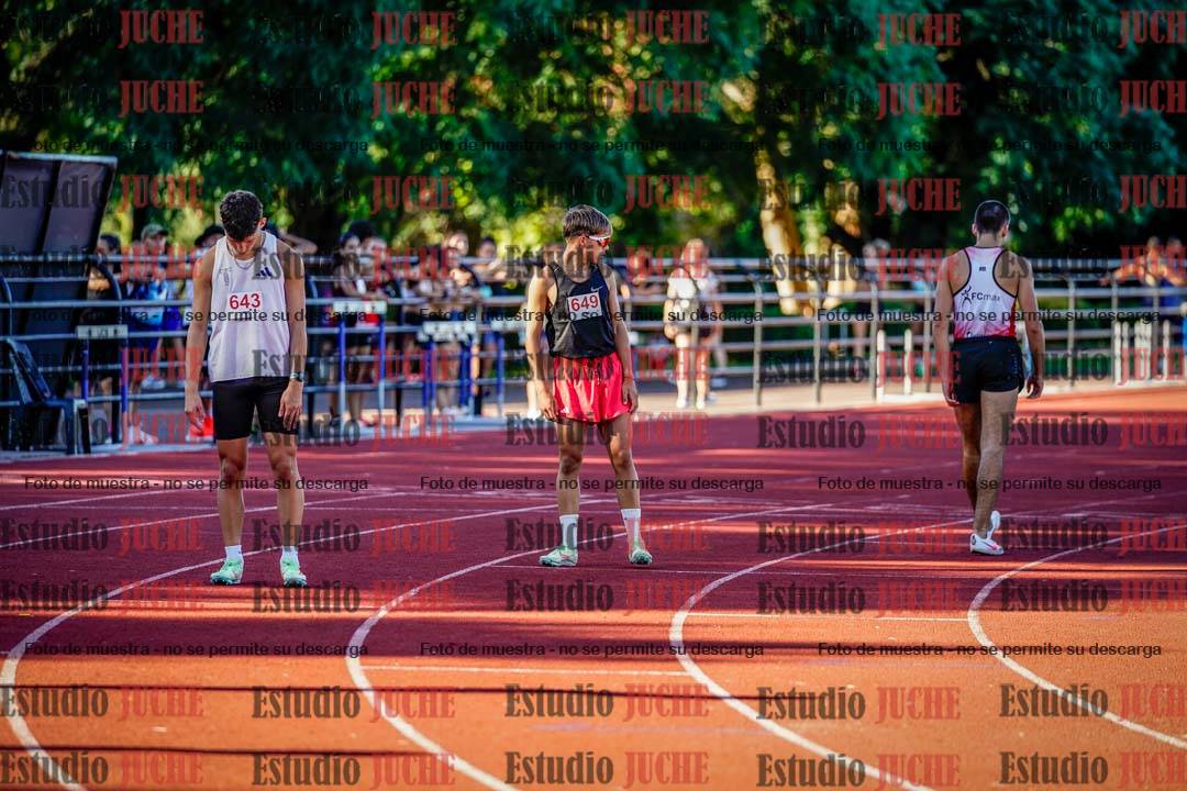 Fotos de los 800 m llanos de varones