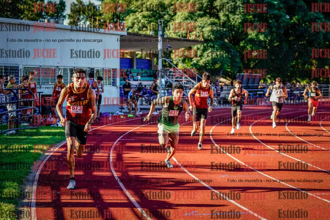 Fotos de los 800 m llanos de varones