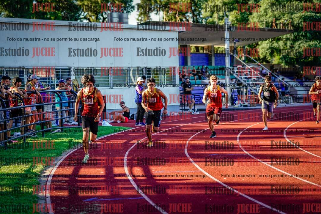 Fotos de los 800 m llanos de varones