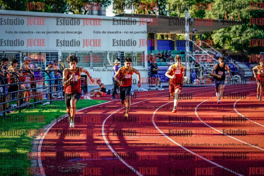 Fotos de los 800 m llanos de varones