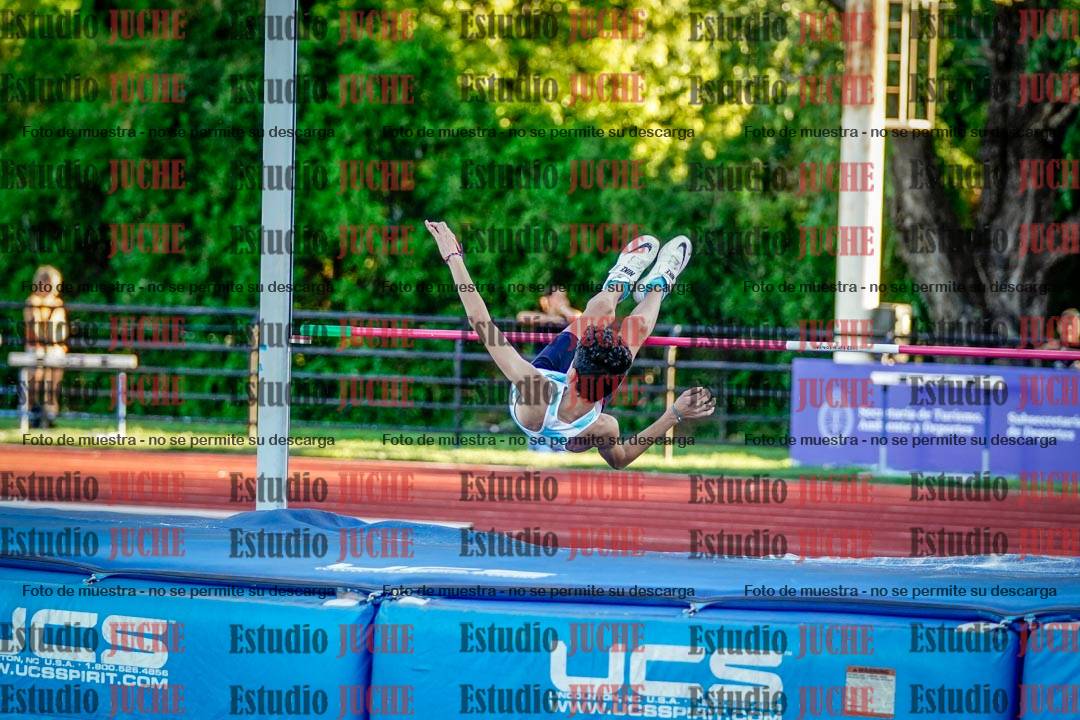 Fotos del salto en alto de varones
