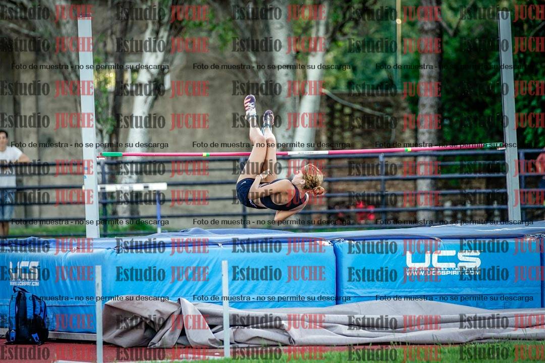 Fotos del salto en alto de mujeres
