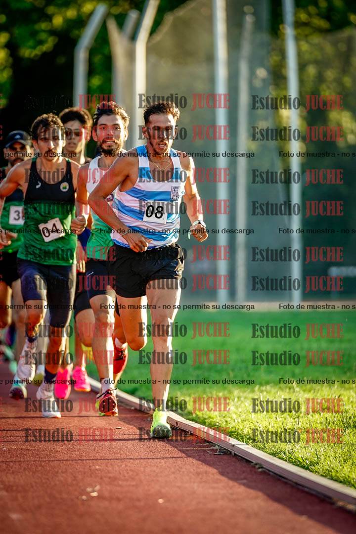 Fotos de los 3000 m llanos de varones