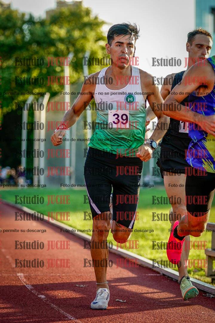 Fotos de los 3000 m llanos de varones