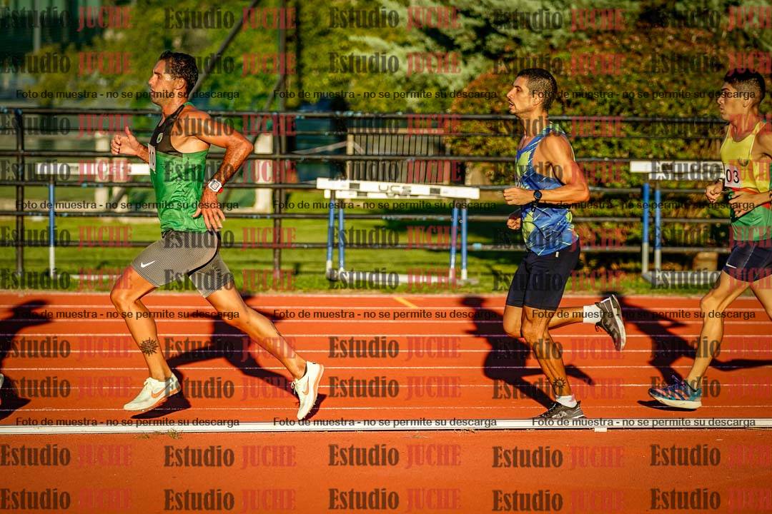 Fotos de los 3000 m llanos de varones