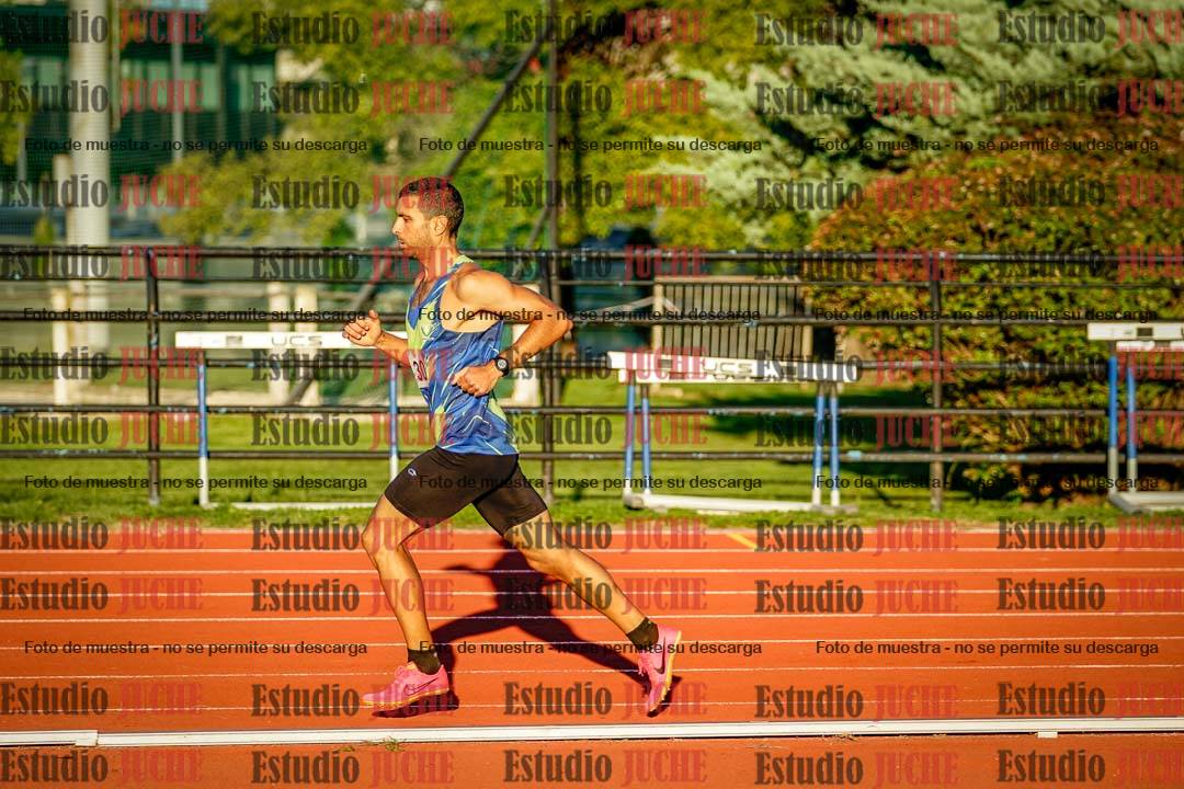 Fotos de los 3000 m llanos de varones