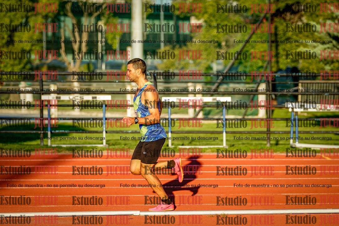 Fotos de los 3000 m llanos de varones