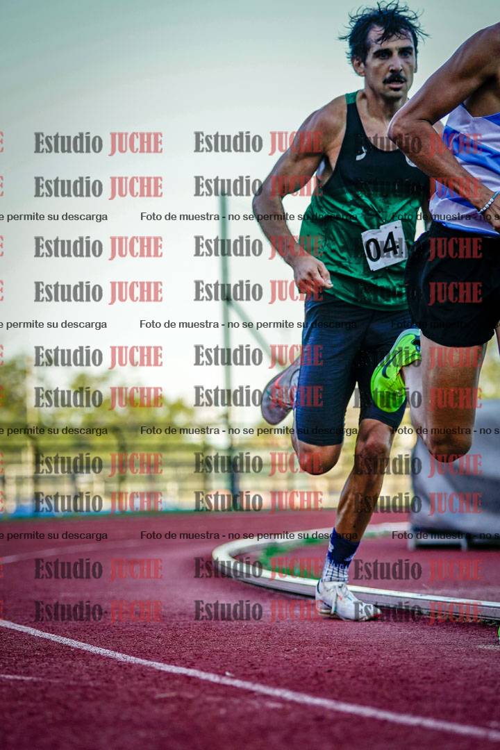 Fotos de los 3000 m llanos de varones