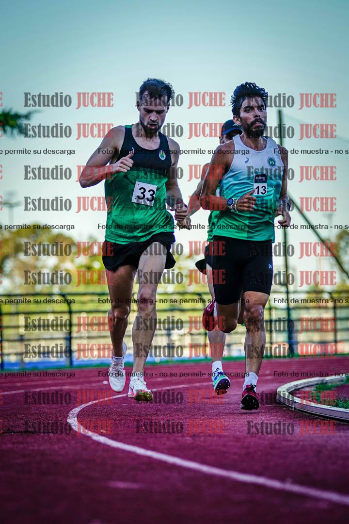 Fotos de los 3000 m llanos de varones