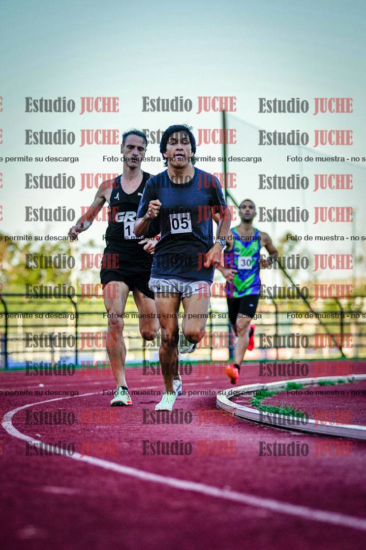 Fotos de los 3000 m llanos de varones