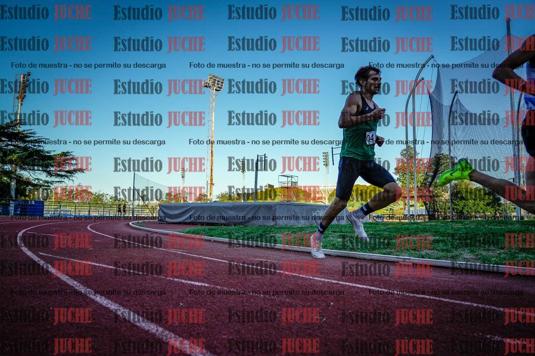 Fotos de los 3000 m llanos de varones