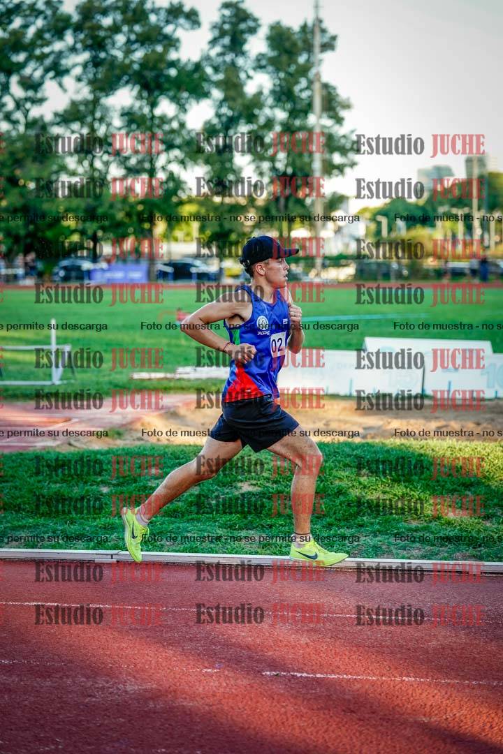 Fotos de los 3000 m llanos de varones