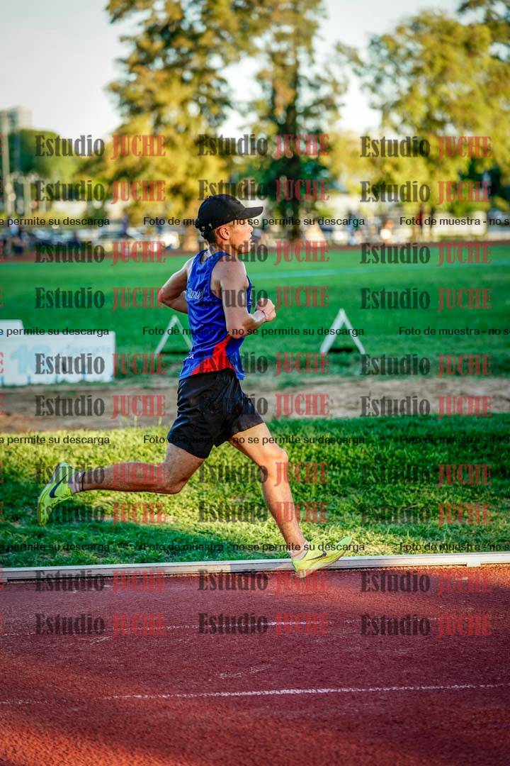 Fotos de los 3000 m llanos de varones