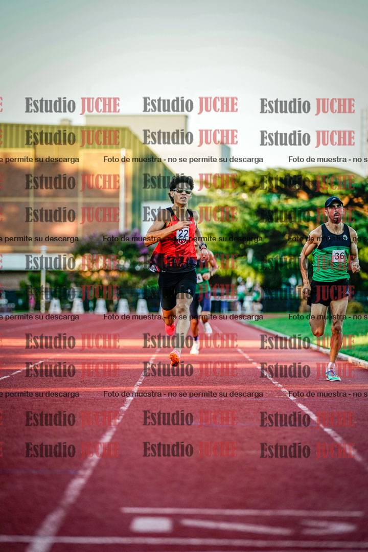 Fotos de los 3000 m llanos de varones