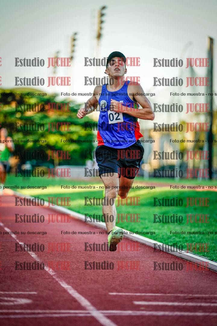 Fotos de los 3000 m llanos de varones