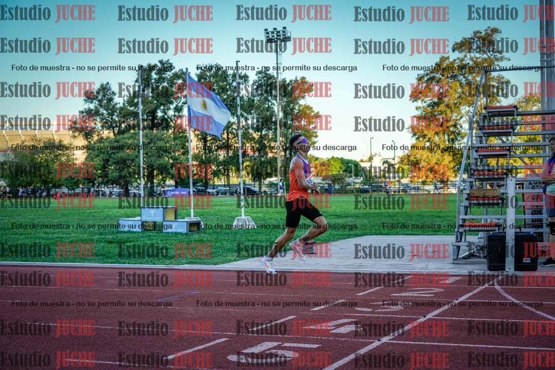 Fotos de los 3000 m llanos de varones