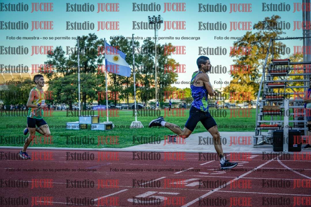 Fotos de los 3000 m llanos de varones