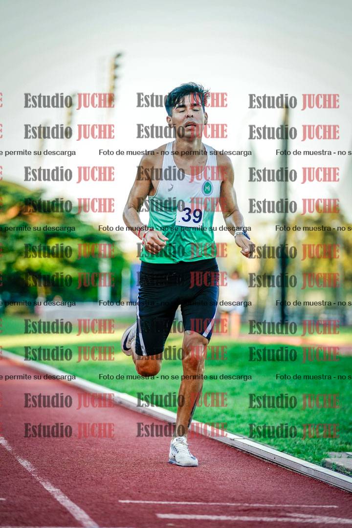 Fotos de los 3000 m llanos de varones