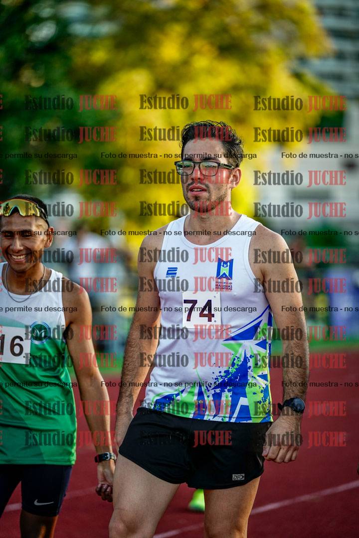 Fotos de los 3000 m llanos de varones