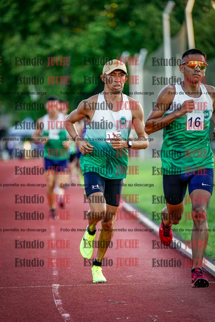 Fotos de los 3000 m llanos de varones