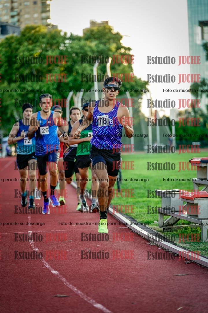 Fotos de los 3000 m llanos de varones