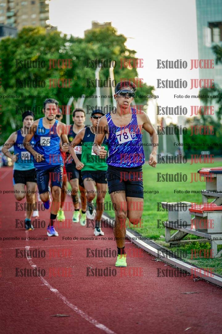 Fotos de los 3000 m llanos de varones