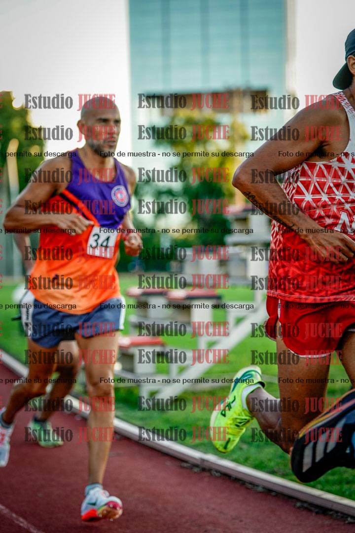 Fotos de los 3000 m llanos de varones