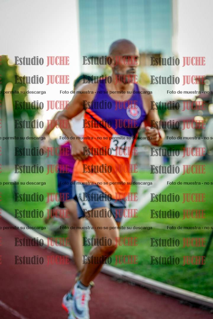 Fotos de los 3000 m llanos de varones