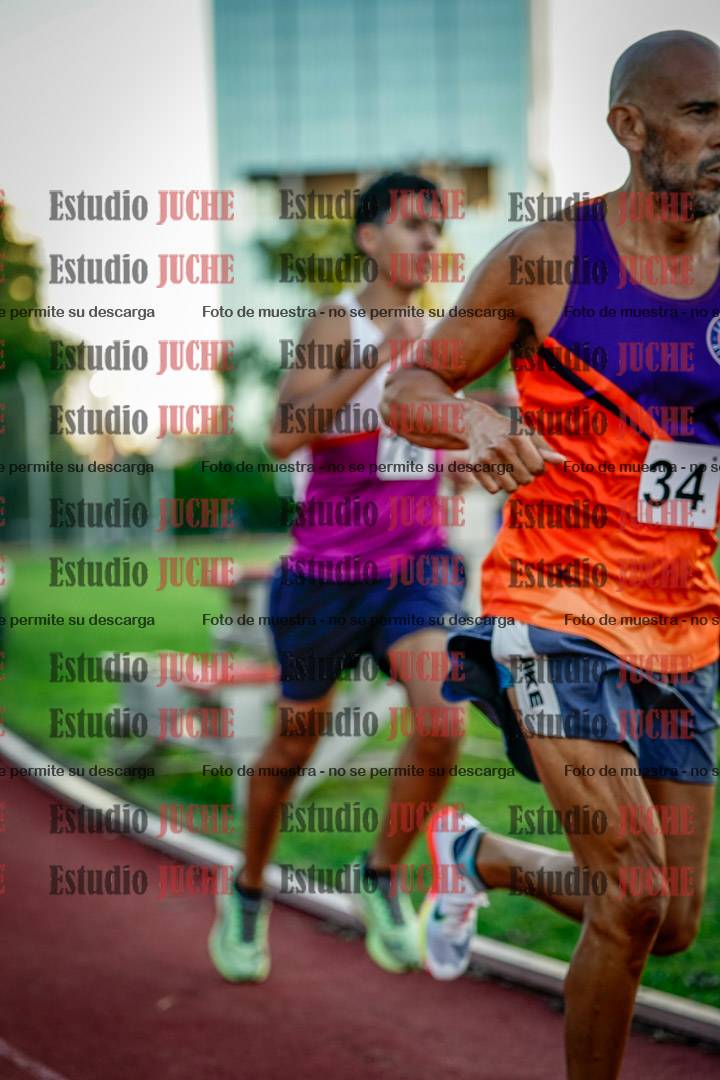 Fotos de los 3000 m llanos de varones