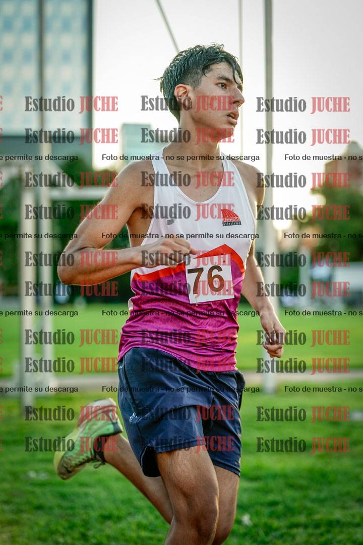 Fotos de los 3000 m llanos de varones
