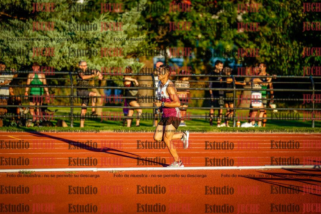 Fotos de los 3000 m llanos de varones
