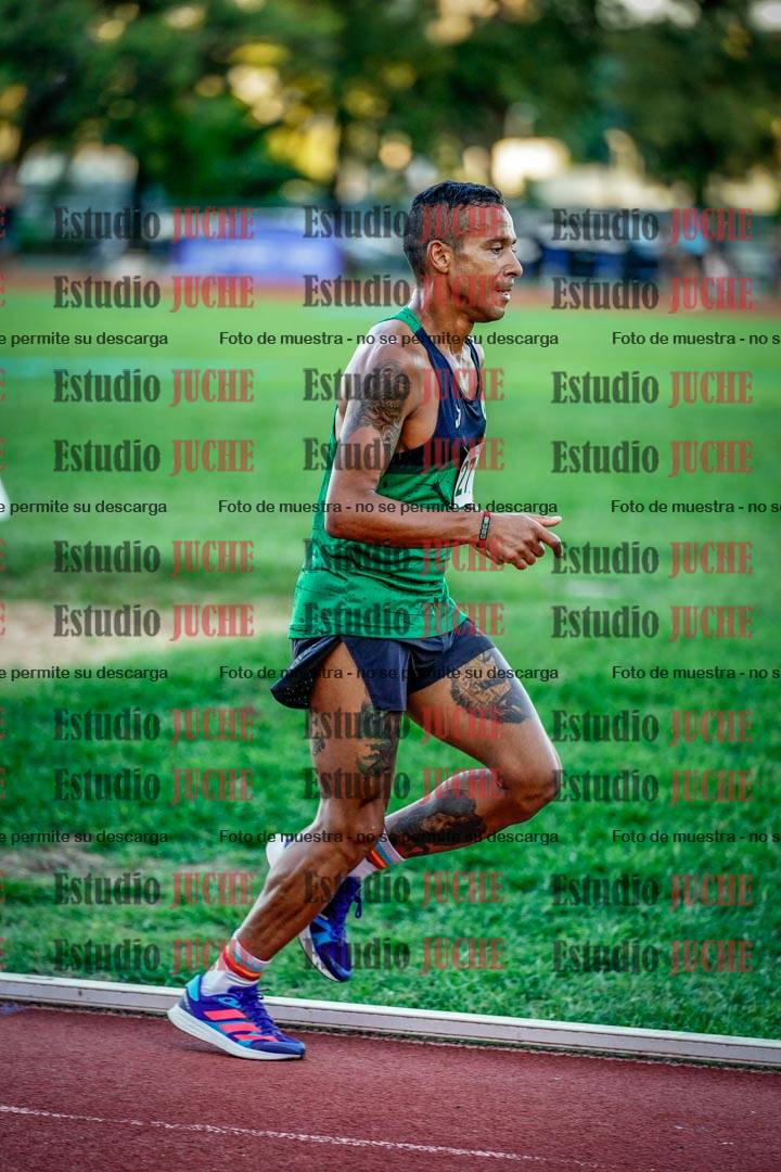 Fotos de los 3000 m llanos de varones