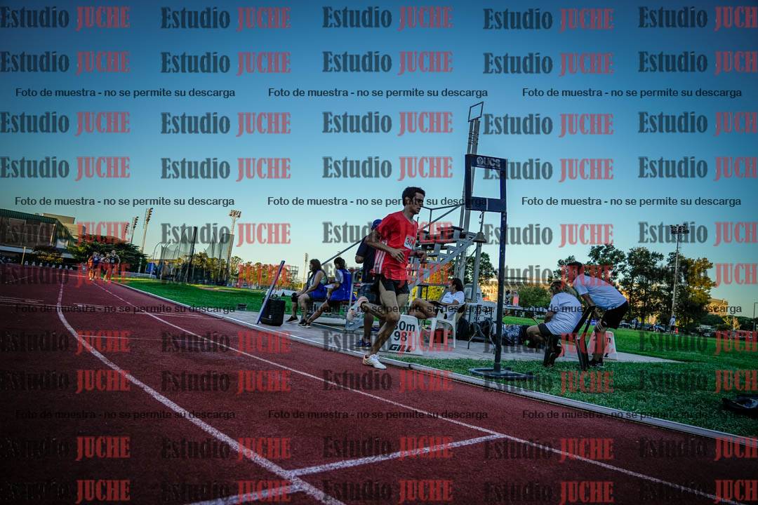 Fotos de los 3000 m llanos de varones