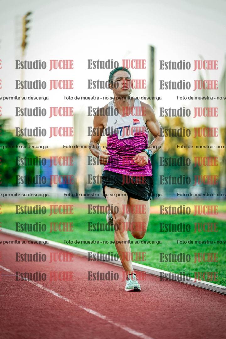Fotos de los 3000 m llanos de varones