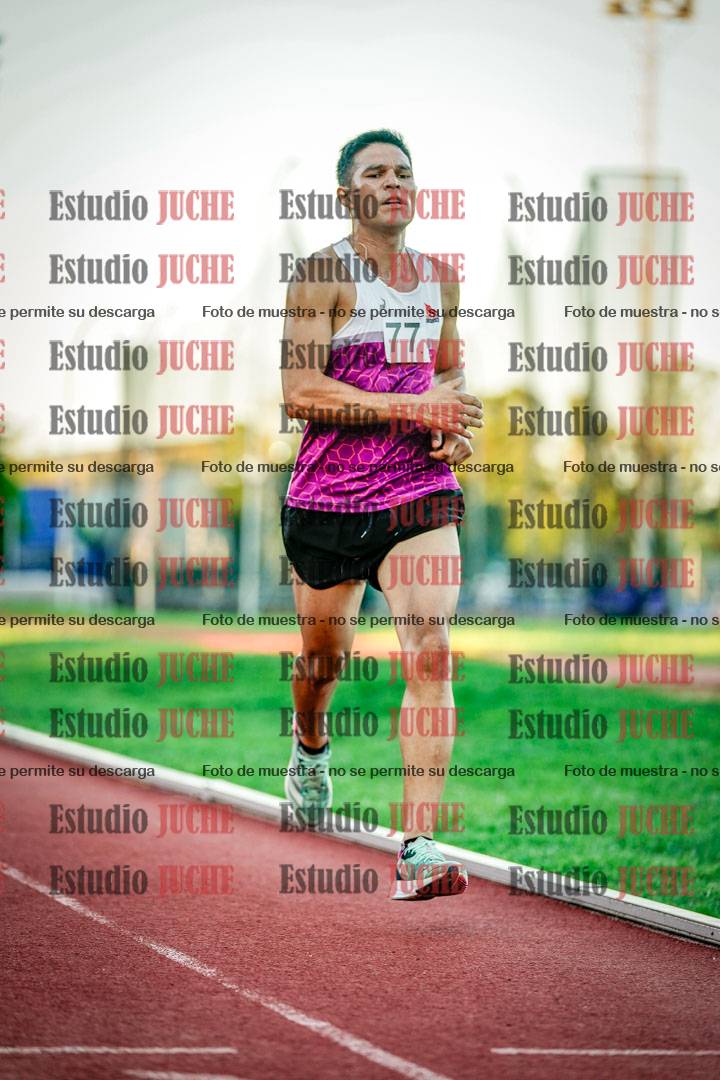 Fotos de los 3000 m llanos de varones
