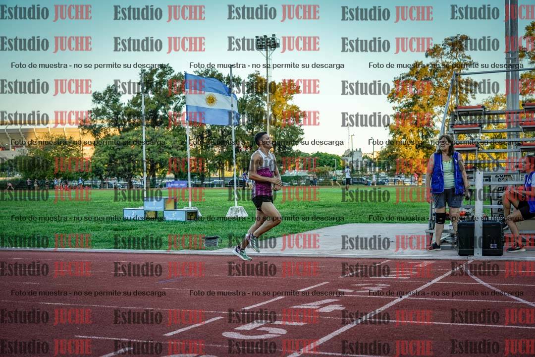Fotos de los 3000 m llanos de varones