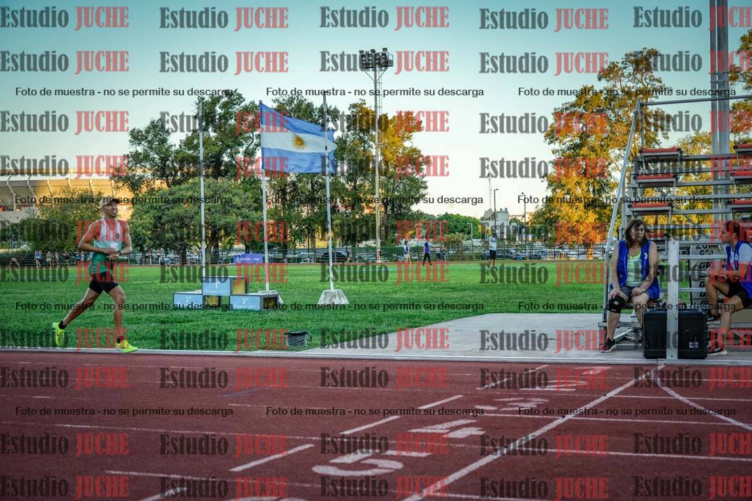 Fotos de los 3000 m llanos de varones