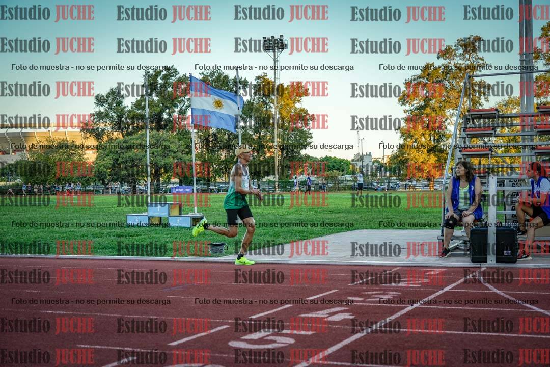 Fotos de los 3000 m llanos de varones