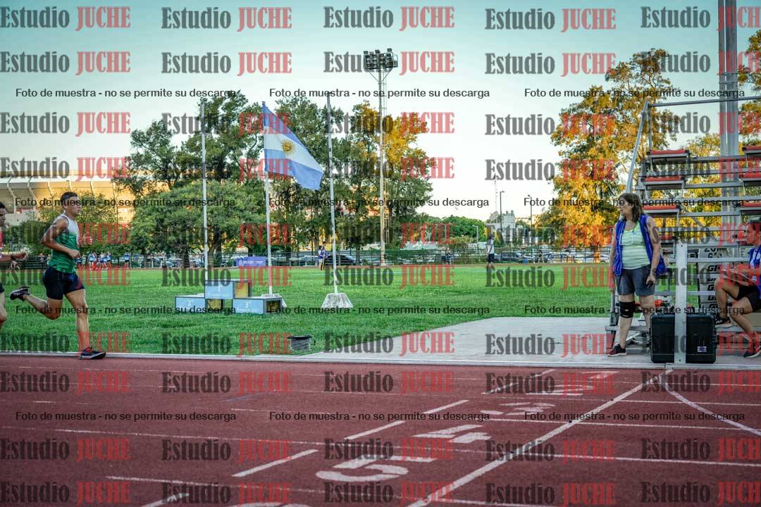 Fotos de los 3000 m llanos de varones